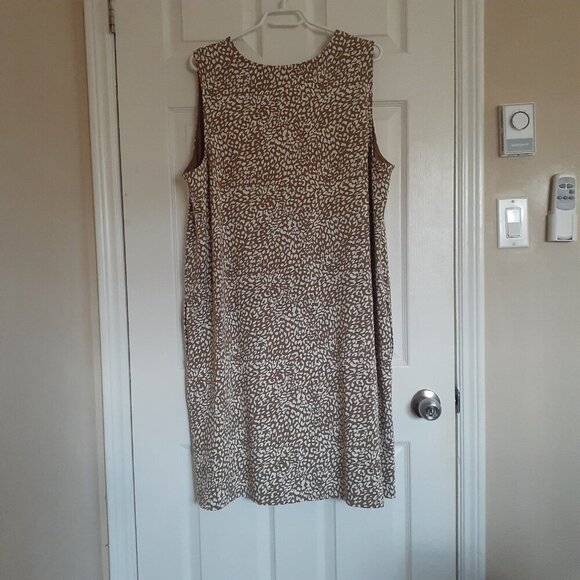 J. Jill Wearever Women's 2X Tan Leopard Print V Neck Dress - Picture 4 of 10